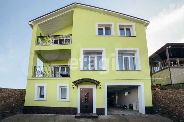 Дом 287,7 м² на участке 6 сот.