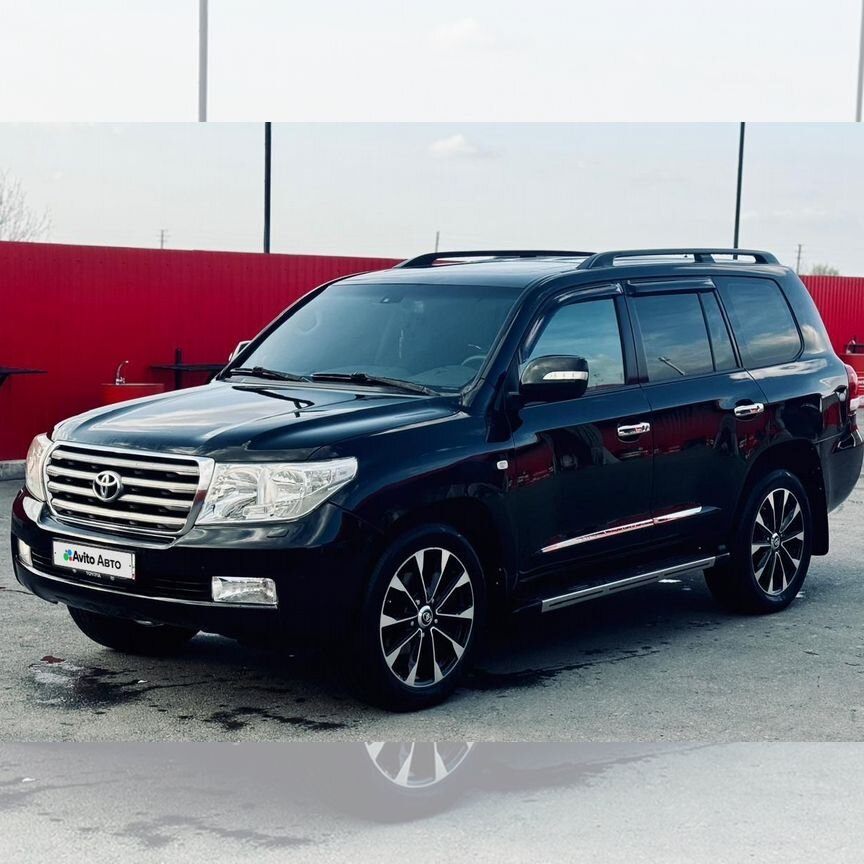 Купить Toyota Land Cruiser 🚘 от 845 000 ₽ во всех регионах