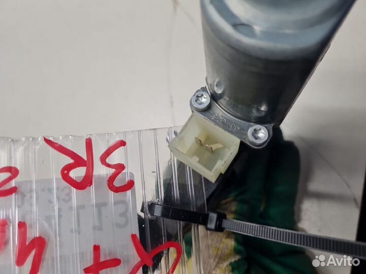 Моторчик стеклоподъёмника задний правый Audi Q7 4M