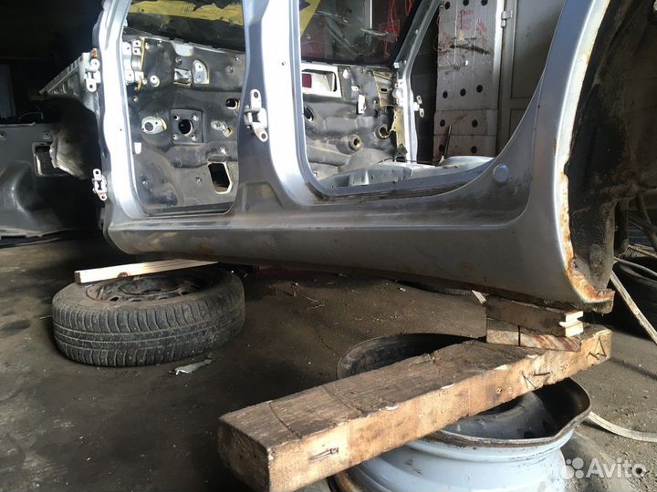 Порог со стойкой левый (Lifan X60)