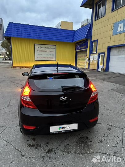 Hyundai Solaris 1.4 AT, 2012, 112 000 км