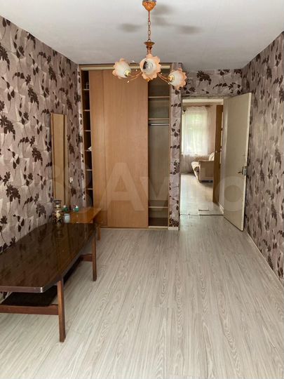 2-к. квартира, 43 м², 1/5 эт.