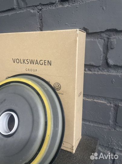 Сальник крышка DSG6 DQ250 Volkswagen: Jetta