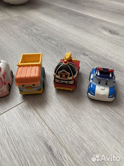 Машинки робокар поли