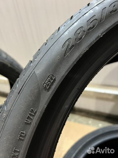 Pirelli P Zero 285/35 R22 и 315/30 R22 106Y