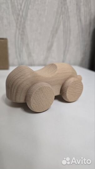 Liewood. Машинка новая. Дерево. Игрушка - декор