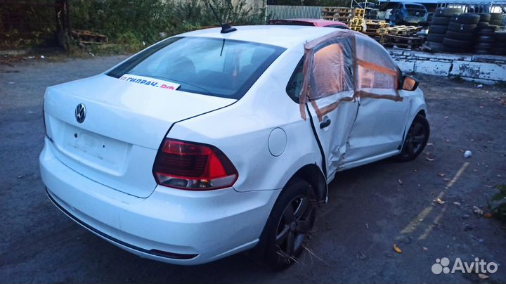 Кнопка центрального замка Volkswagen Polo Sedan (Mk5) 6R1962125A