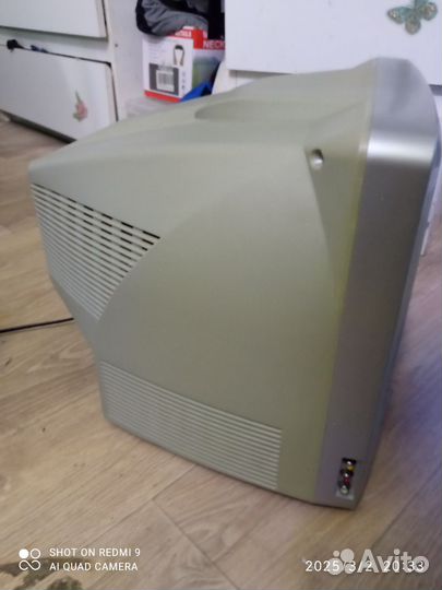 Телевизор бу Shivaki STV 1463