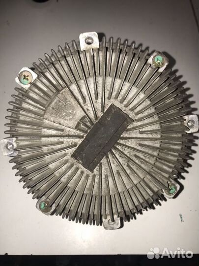 Термомуфта в сборе со шкивом Mitsubishi Pajero 3