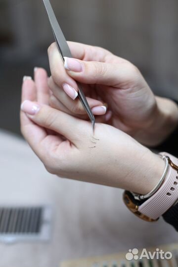 Обучение наращиванию ресниц