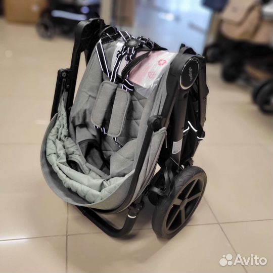 Коляска прогулочная Corsa olive