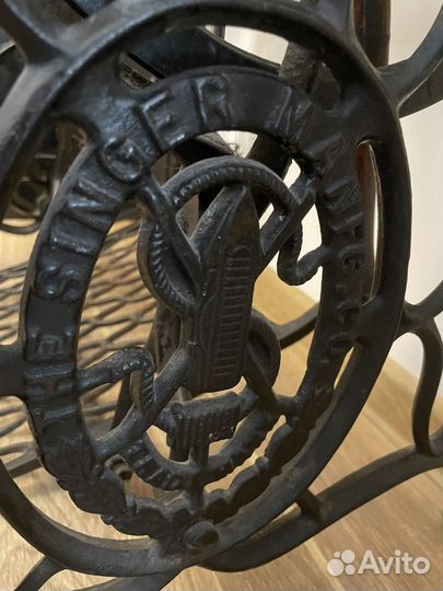 Швейная машинка зингер на станине