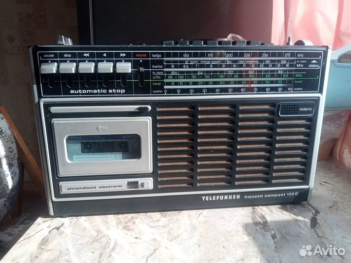 Магнитола telefunken 102C