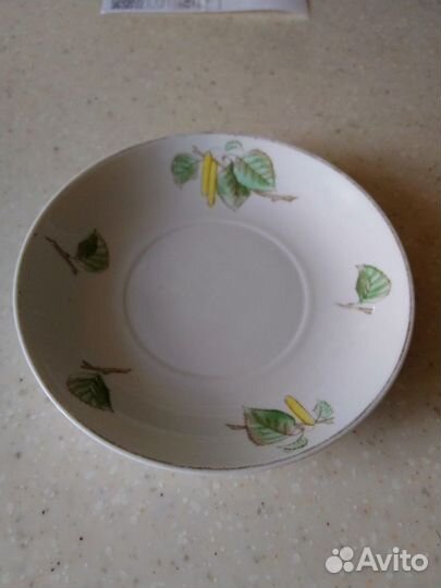 Блюдце березовые листья Пролетарий