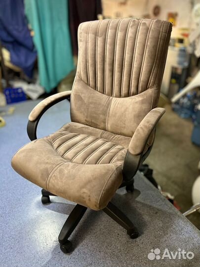 Компьютерное кресло