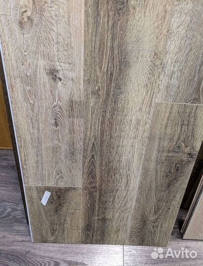 Купить замковый кварц винил