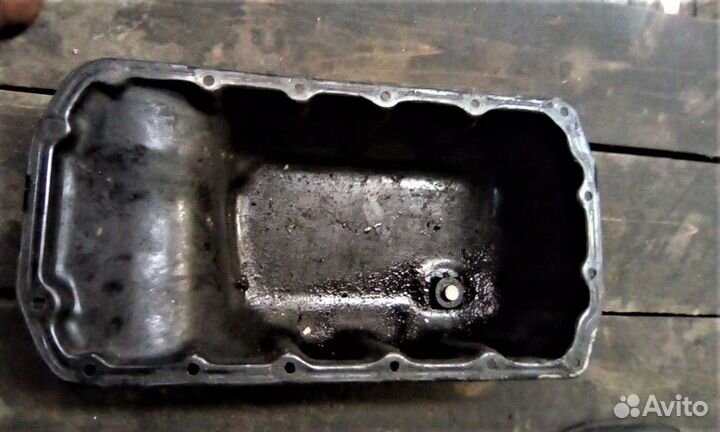 Масляный поддон Peugeot Citroen V755048380