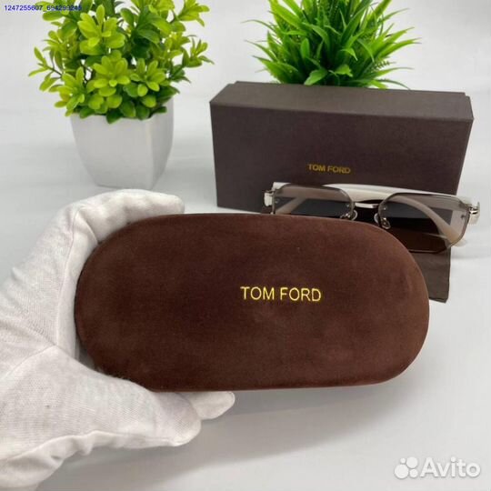 Женские солнцезащитные очки Tom Ford
