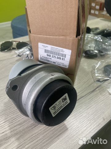 Подушка двигателя Порше