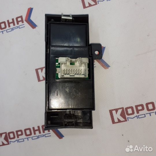 Блок управления зеркалами chevrolet captiva C100