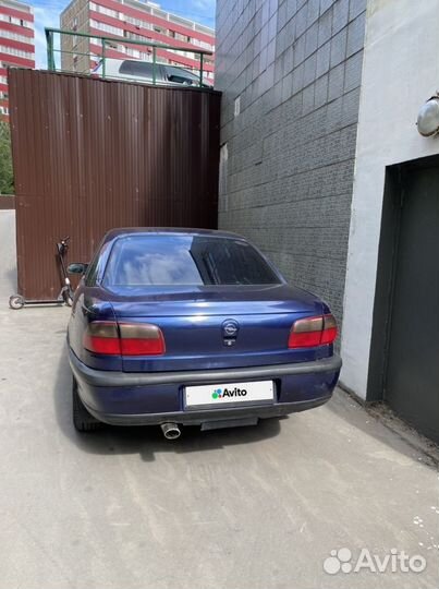 Opel Omega 2.0 МТ, 1998, 184 005 км
