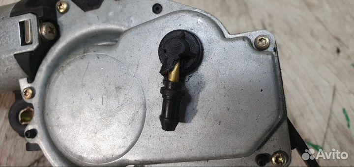 Моторчик стеклоочистителя задний Vw Transporter T5