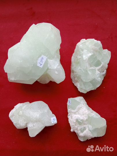 Датолит камень