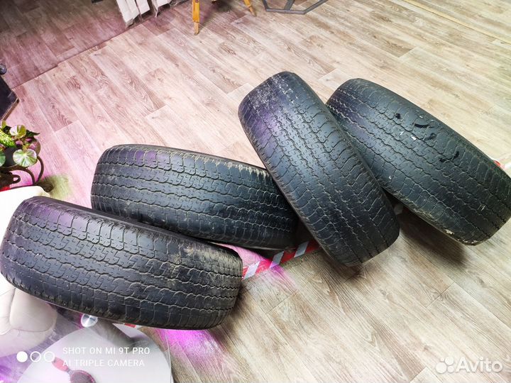 Bridgestone Blizzak LM005 RFT 275/65 R17