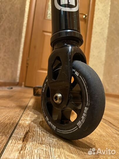 Трюковой самокат hipe