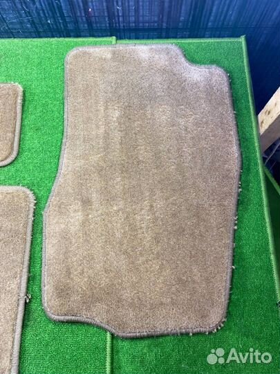 Коврики комплект Chevrolet Trailblazer GMT360 LL8