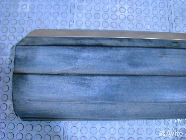 VW Tiguan 1 Накладка двери задней левой