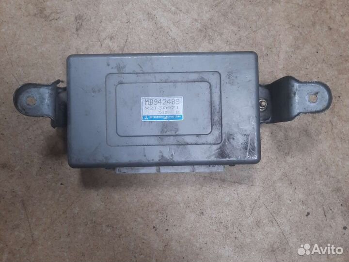 Блок управления абс mitsubishi pajero