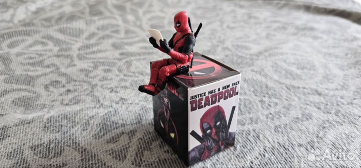 Фигурка deadpool