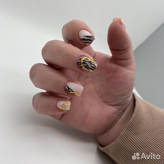 Маникюр,гель-лак,укрепление,наращивание ногтей