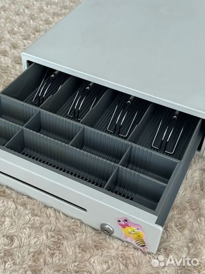 Ящик для денег