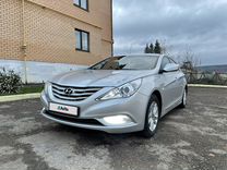 Hyundai Sonata 2.0 AT, 2011, 298 000 км, с пробегом, цена 1 250 000 руб.