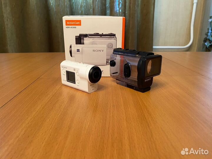 Камера Sony HDR-AS300