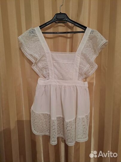 Белый школьный фартук