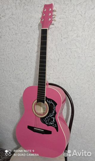 Акустическая гитара