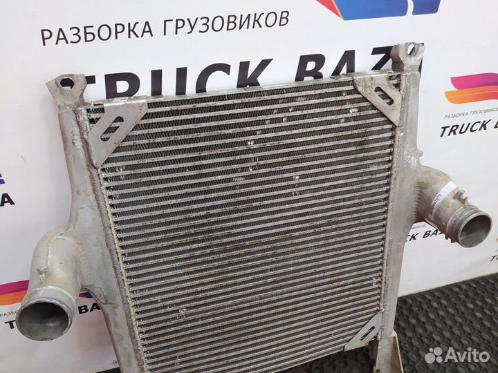 5801895172 Интеркулер Iveco Stralis