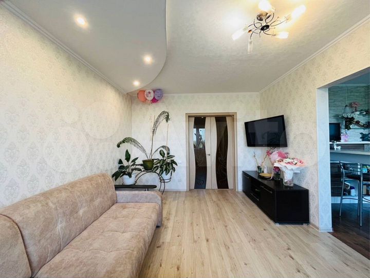 3-к. квартира, 81,6 м², 9/14 эт.