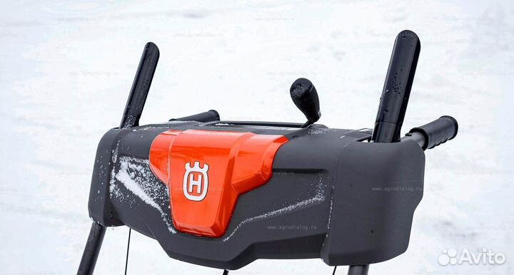 Снегоуборщик Husqvarna ST 124