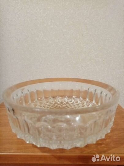 Хрустальные стопки, стаканы, салатики, конфетницы