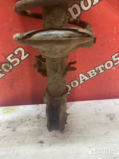 Стойка подвески передняя правая Hyundai Getz 1 1.3