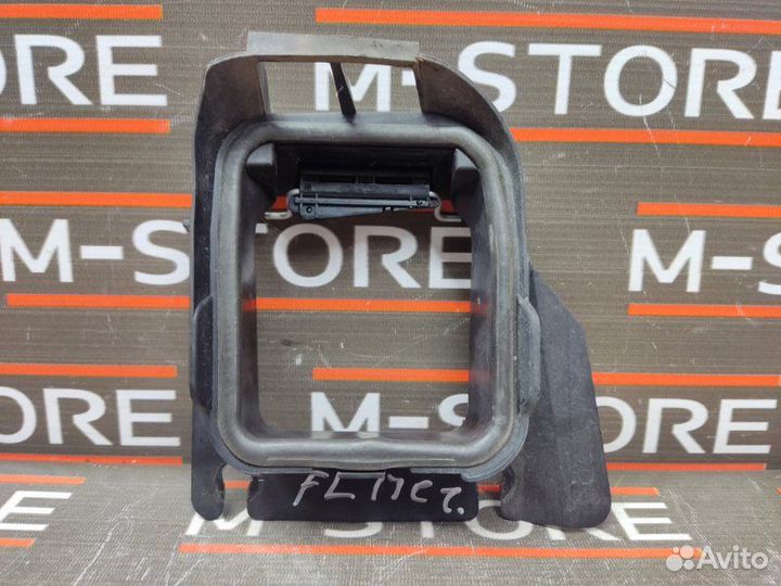 Воздуховод печки передний левый Bmw 7-Series