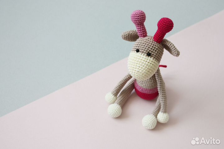 Розовый жираф мягкая игрушка жирафик вязаный