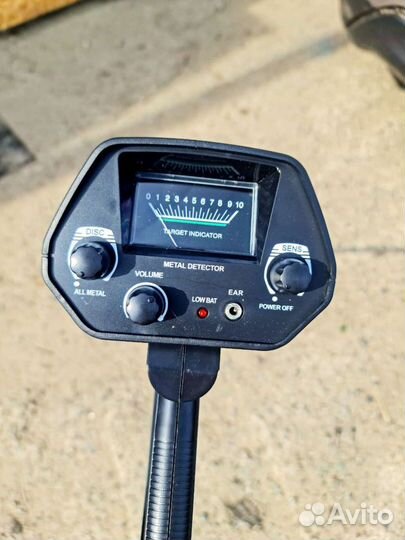 Металлоискатель MD 4030 новый