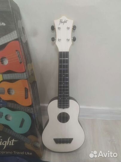 Укулеле flight сопрано TUS-35 WH