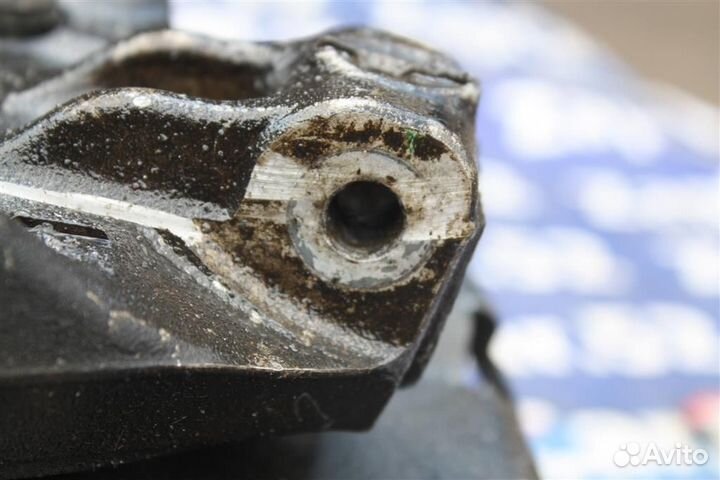 Кулак поворотный передний левый Шевролет Круз