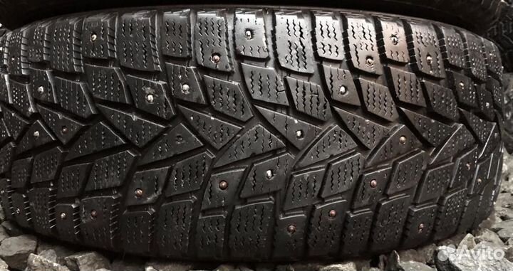 Dunlop SP Winter Ice 02 205/55 R16
